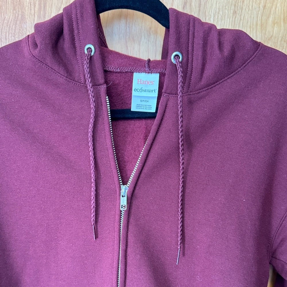 Hanes men’s maroon Zip-Up Hoodie